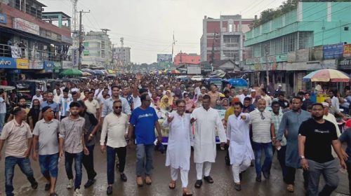 ঈশ্বরগঞ্জে জুলাই বিপ্লবের দুই বছর পূর্তিতে বিএনপির আনন্দ মিছিল ও সমাবেশ