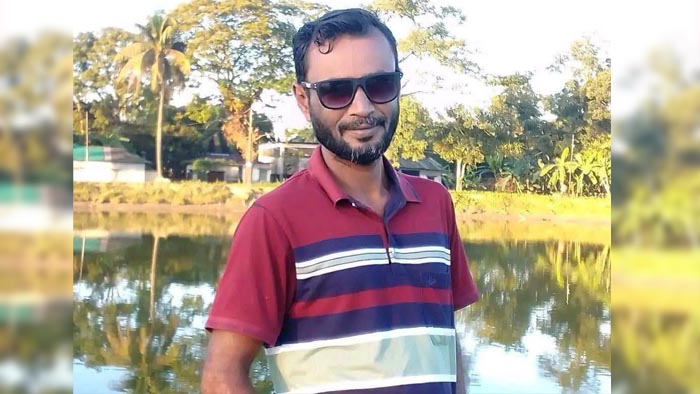 ঈশ্বরগঞ্জে বাসের ধাক্কায় ট্রলির নিচে চাপা পড়ে ব্যবসায়ী নিহত